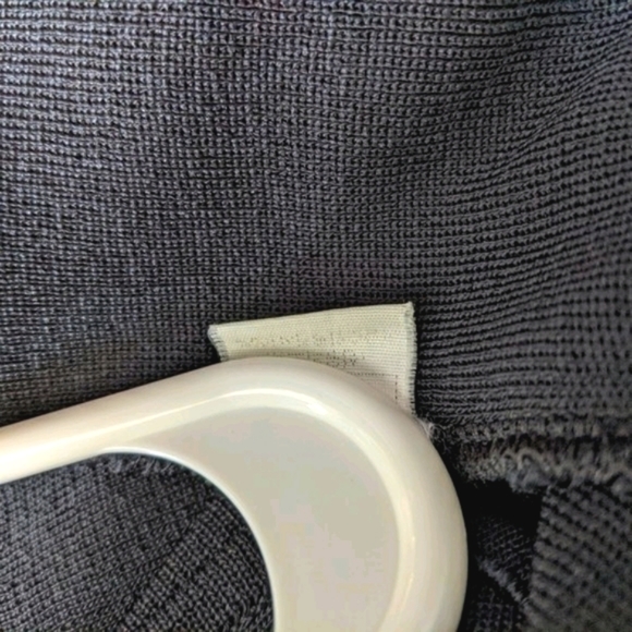 Minimalistic Black Sleeveless Long Midi Dress - Picture 7 of 7